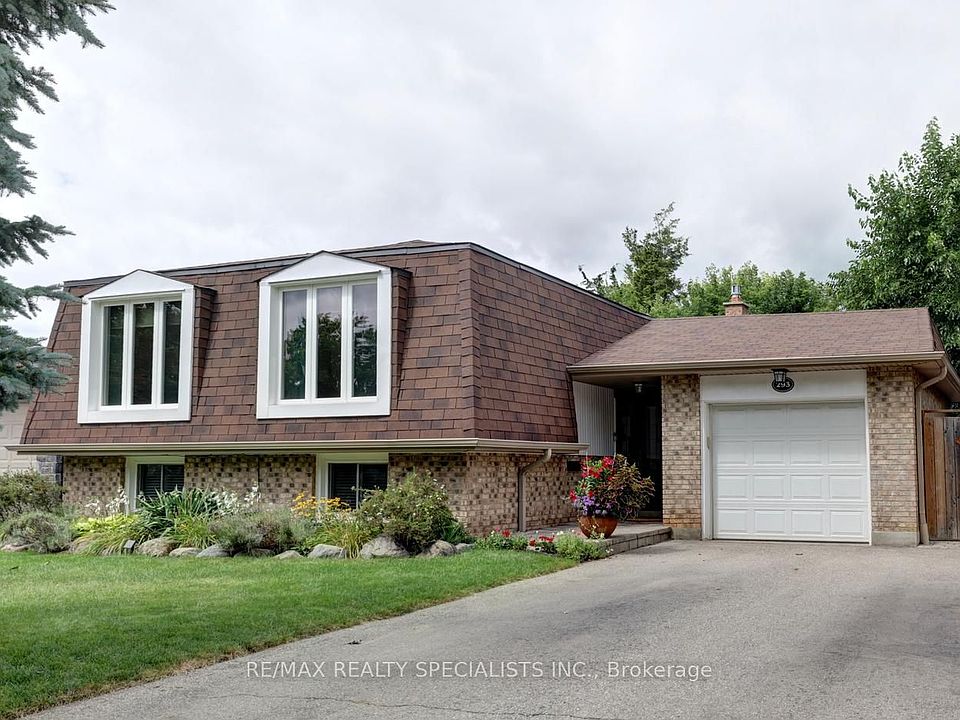1st image of 293 Louis Dr