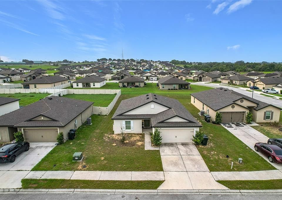 1st image of 1741 CANAAN LOOP