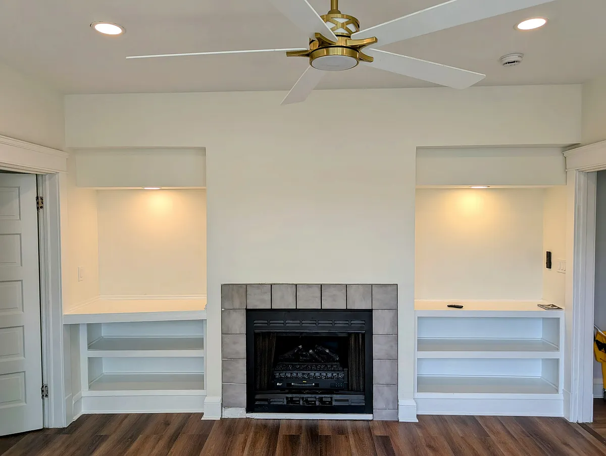 Photo 1 of 9 - 3303 West Blvd #3 - Cleveland, OH Main room south. Built ins, electric fireplace & large closet - 3303 West Blvd #3