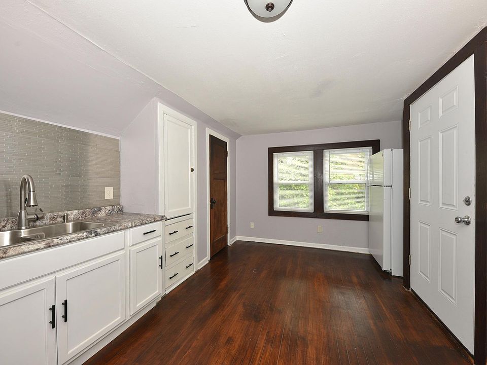 1st image of 2620 N Hubbard St #2