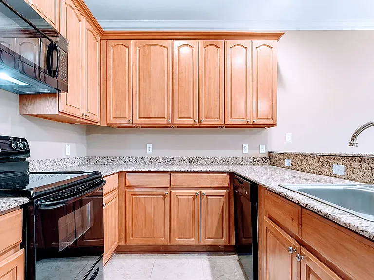 3485 Riverbend Cv — Photo 7