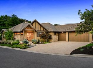 3848 W 105th Ter, Leawood, KS 66206