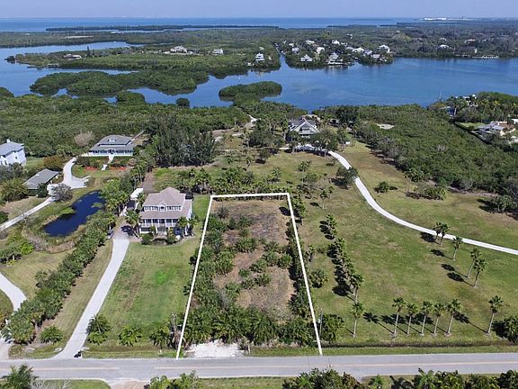 2nd image of 1219 Bayshore Dr