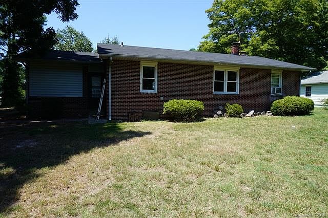 2nd image of 172 Cartner St