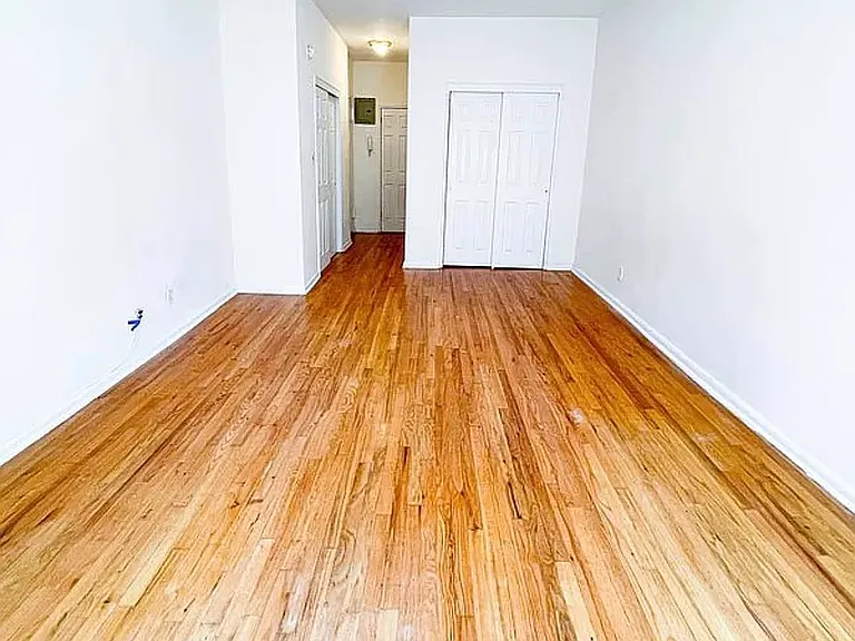 430 E 83rd St #2D — Photo 5