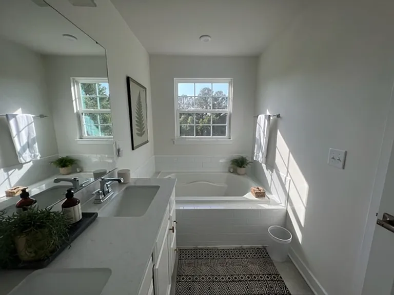 234 Tamworth Crk — Photo 13