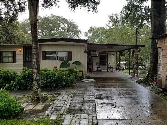 2nd image of 31830 Lakeview Dr