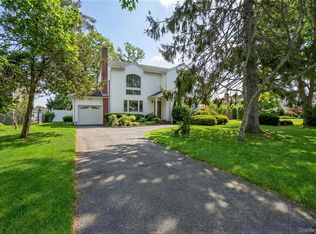 53 Hewitt Boulevard, Center Moriches, NY 11934