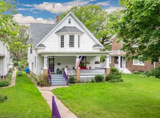 1026 W 15th St, Davenport, IA 52804