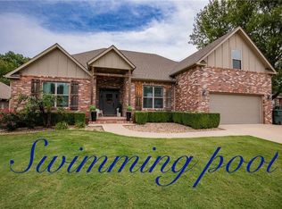 3064 N Dorchester Dr, Fayetteville, AR 72703