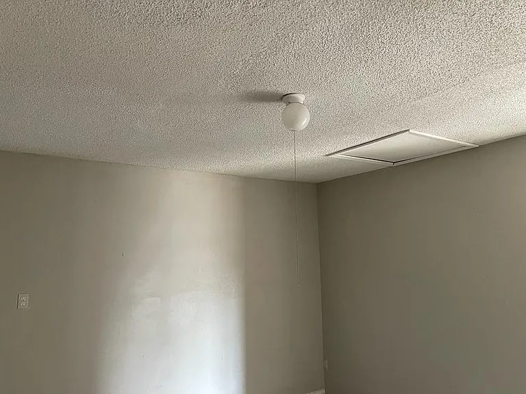 4112 FM 118 — Photo 25