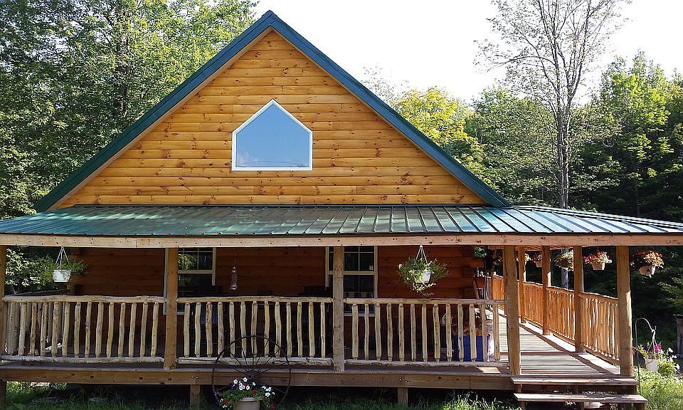 2nd image of 455 Tynan Rd