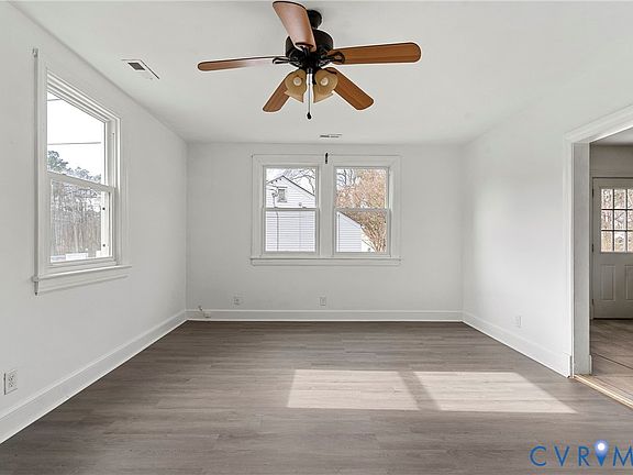 3rd image of 2410 Agra Dr