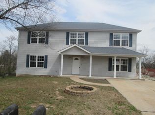 1816 Main Dr, High Ridge, MO 63049
