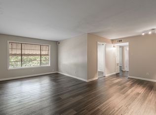 818 University Avenue - 8, Huntsville, TX 77320