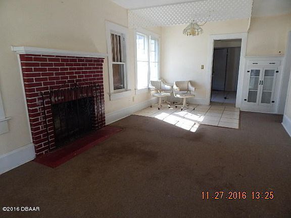2nd image of 612 Seaman Pl