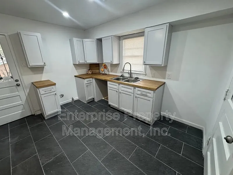 3 bed, 1.5 bath, 1186 sqft, $1,250 — Photo 4