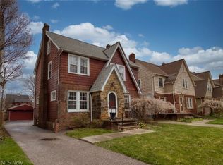 3569 Tullamore Rd, Cleveland Heights, OH 44118