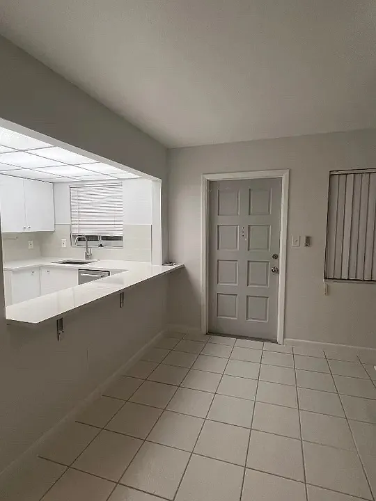 1 bed, 570 sqft, $1,750 — Photo 1