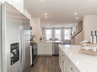 1 Stanton Rd, Mount Holly, NJ 08060