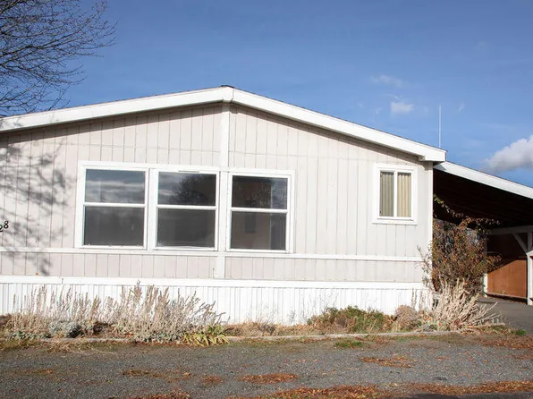 4751 Bellm Dr Space 28, Klamath Falls, OR 97603