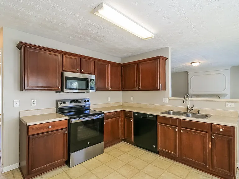 2141 Silva Ct — Photo 6
