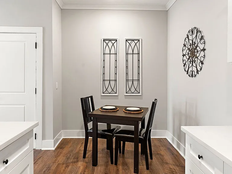Atlantic Breeze Apartments — Photo 16