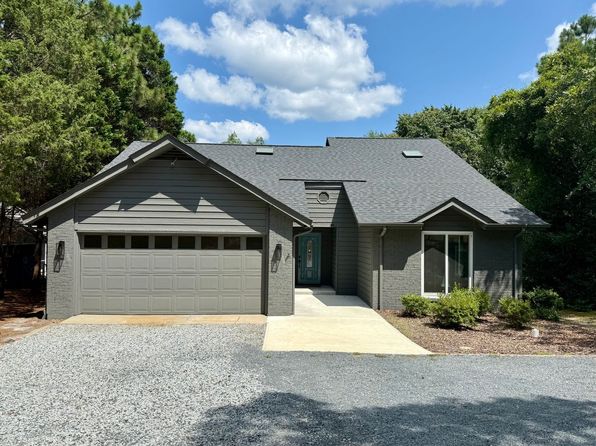 102 Firetree Ln