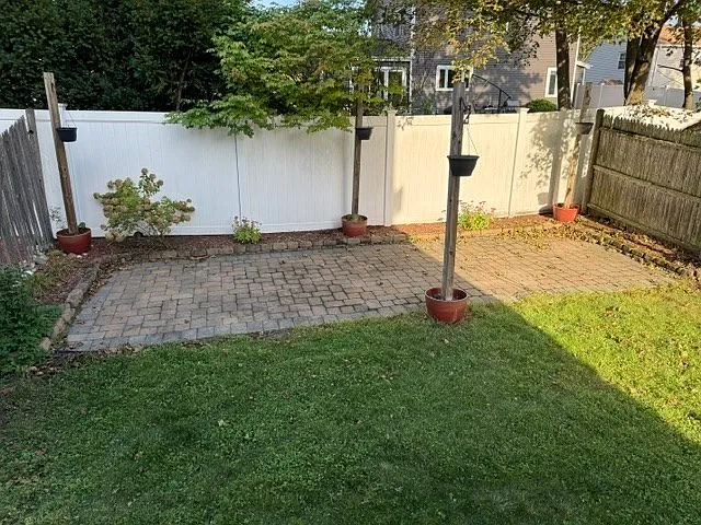 3 bed, 2.5 bath, 1679 sqft, $4,200 — Photo 4