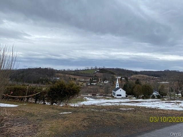 2nd image of 452 Rider Rd