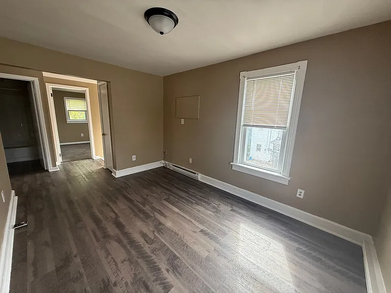210 James Street — Photo 6