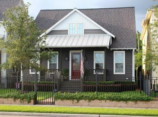 8726 Kempwood Dr, Houston, TX 77080