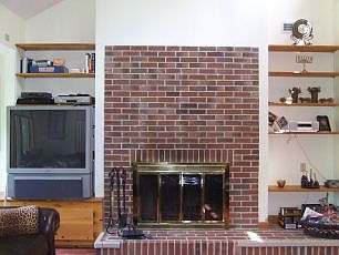 Main fireplace 