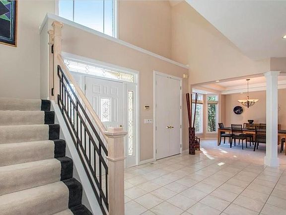 5th image of 7360 Hillside Ln