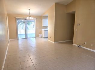 8646 24th St, Vero Beach, FL 32966