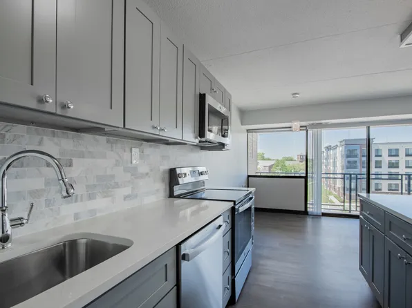 Rahway Plaza Apartments, 1181 Main St #C4dc960a5, Rahway, NJ 07065