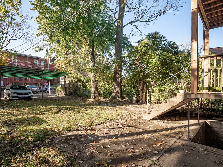 2310 Russell Blvd #A — Photo 19