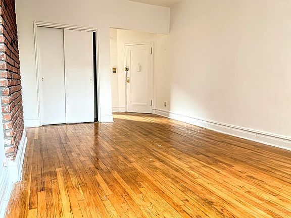 5th image of 345 E 92nd St #2E