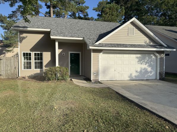 106 S Forest Dr