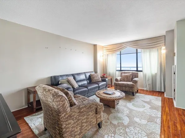 2006 Harmon Cove Tower image 3 of 43