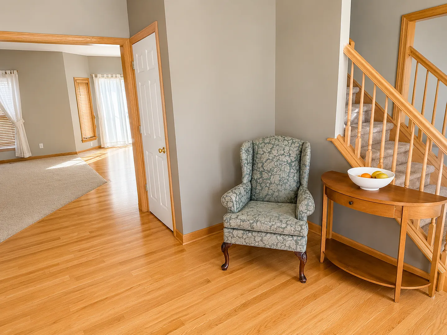 Spacious 5-Bedroom Home with Comfort & Charm in Medina — Photo 4