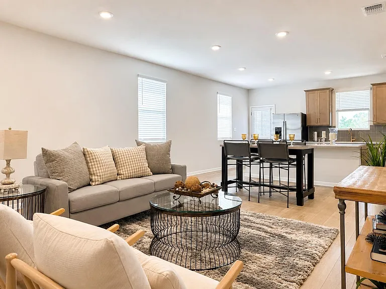 108 Coleto Trl — Photo 6