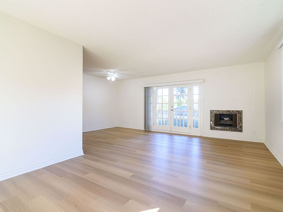 1st image of 4248 Troost Ave #4