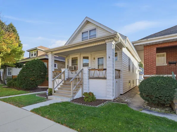 5851 W Addison St, Chicago, IL 60634