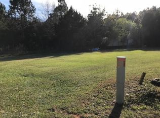 24600 Daw Rd, Elberta, AL 36530
