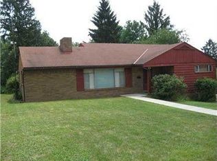 24 Windsor Pl, Bethel Park, PA 15102
