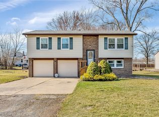 90 Carolyn Ave, Cortland, OH