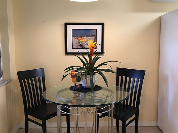 Eat-in kitchen near window