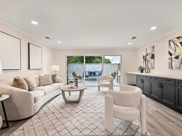 17171 Creekside Cir, Morgan Hill, CA 95037