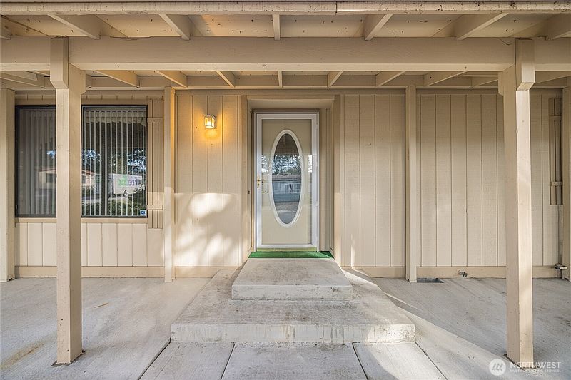 4th image of 93 Fircrest Drive